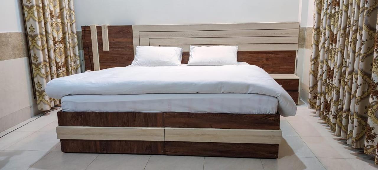 Swat Guest House Mingora Εξωτερικό φωτογραφία